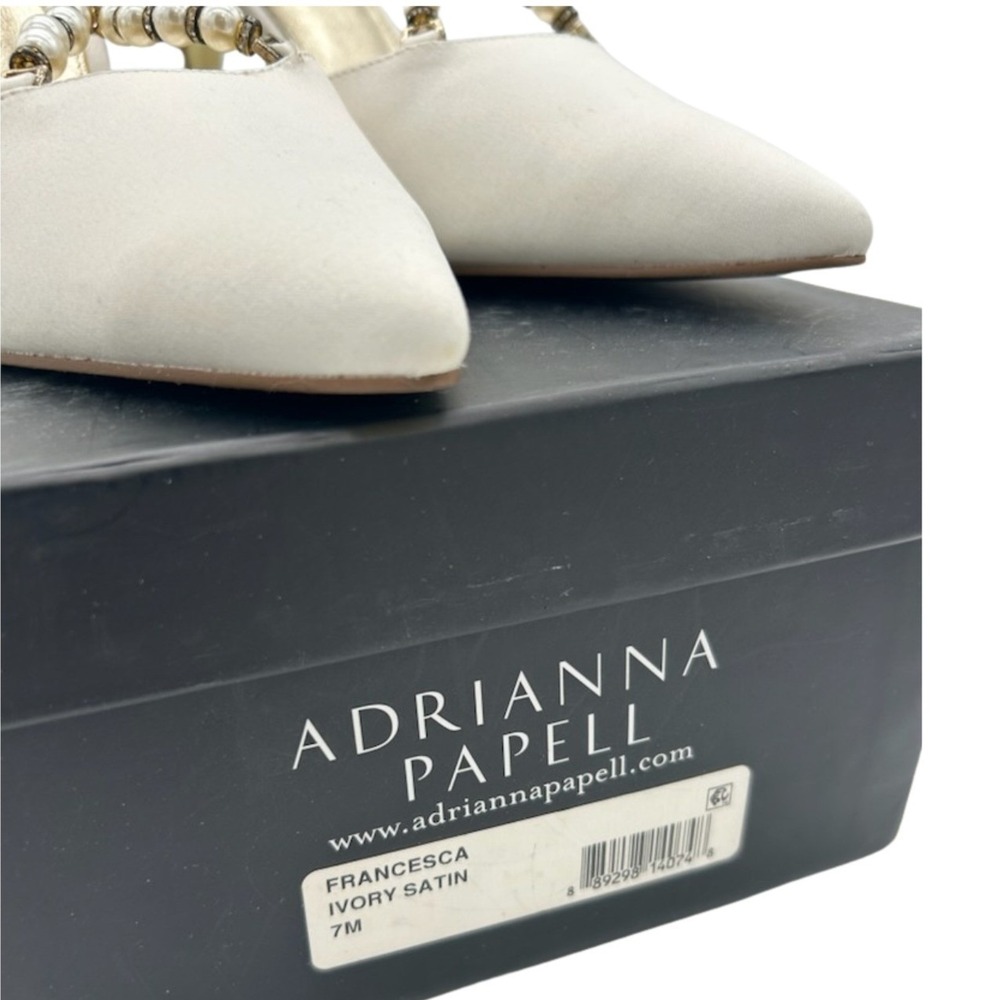 Adrianna Papell Pumps Women's Size 7 M Ivory Satin Pearl T Strap Stiletto Shoes - Picture 5 of 5
